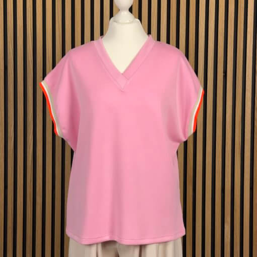 T-Shirt - V-Ausschnitt versch. Farben